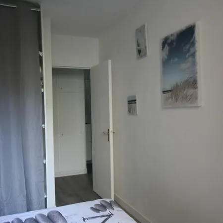 T2 Rez De Jardin Apartment